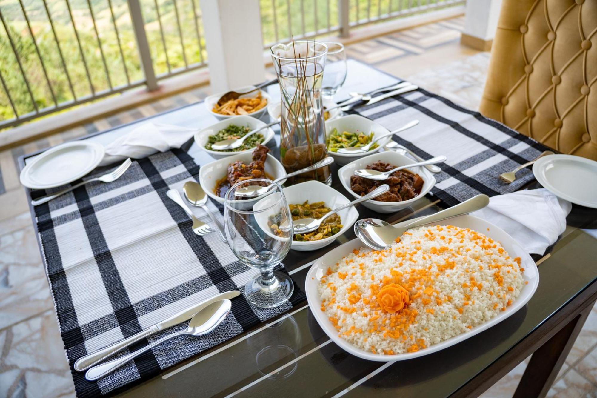 Shanthi Uyana 캔디 외부 사진